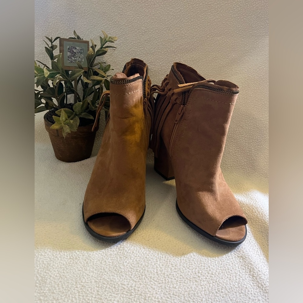 DV by Dolce Vita Brown Ankle Boots with Peep-Toe and Chunky Heel
